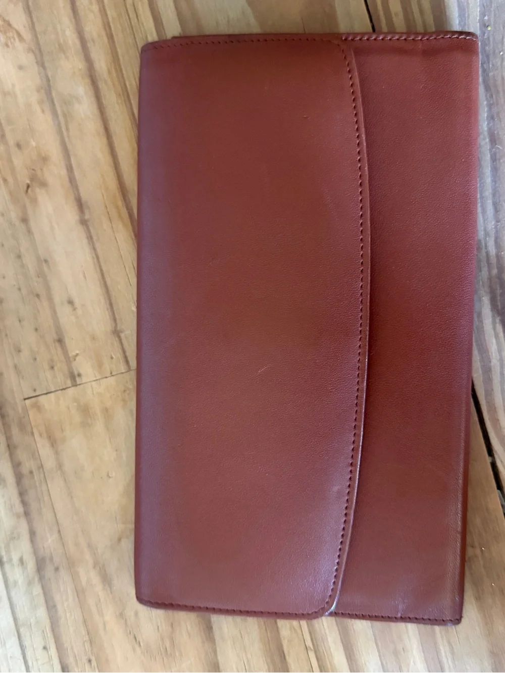 Coach Classic soft calfskin Leather Foldover Clutch Wallet - Brown tan
